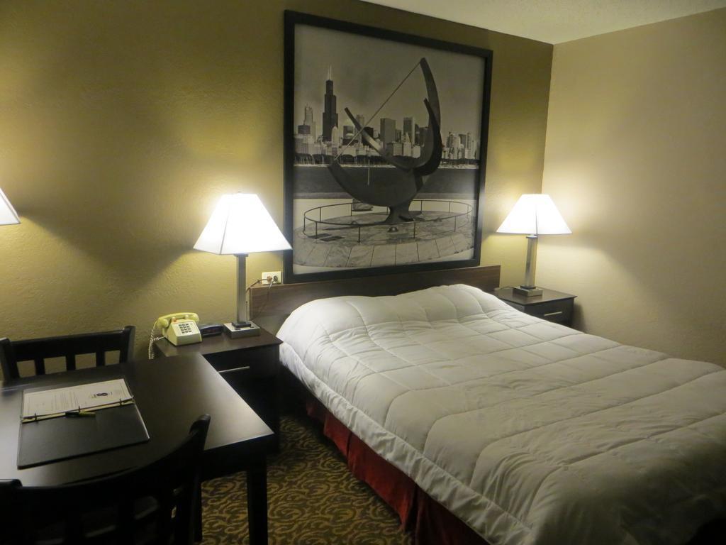 Rodeway Inn Waukegan - Gurnee Quarto foto